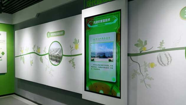互動滑軌屏，滑軌電視，移動滑軌屏，滑軌電子櫥窗，滑軌透視導(dǎo)覽機，